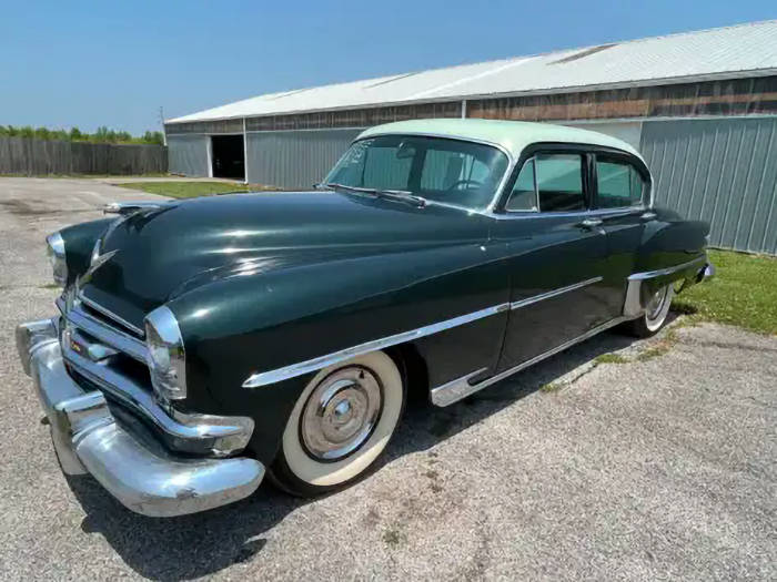 picture of 1954 Chryler New Yorker, the car that could do 120 mph