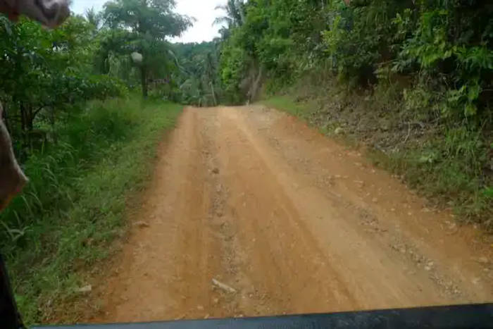 Rough rutted road to Koh Chang Resolution Resort