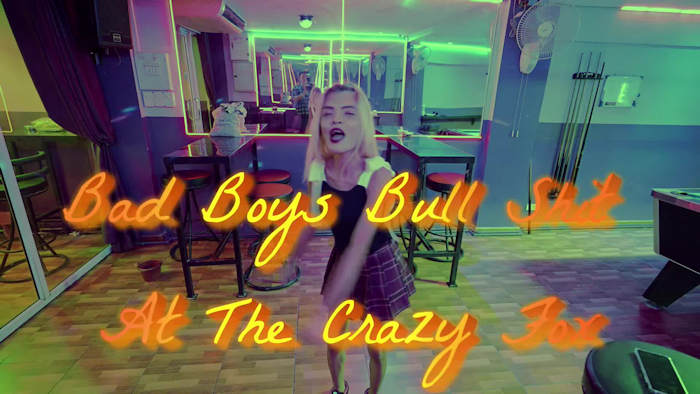 Soi Pothole Crazy Fox video of Bad Boys-Bad girls