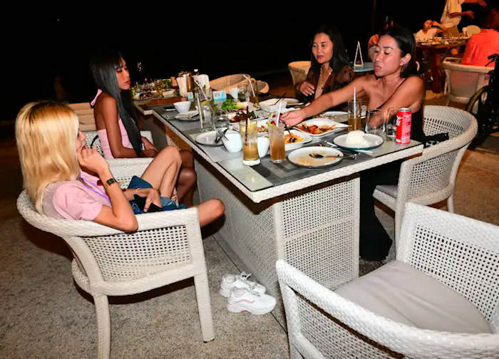 Leaving Pattaya for England Nikky has her last big party