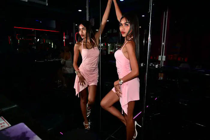 picture of Mew during Nymphoz Disco Night